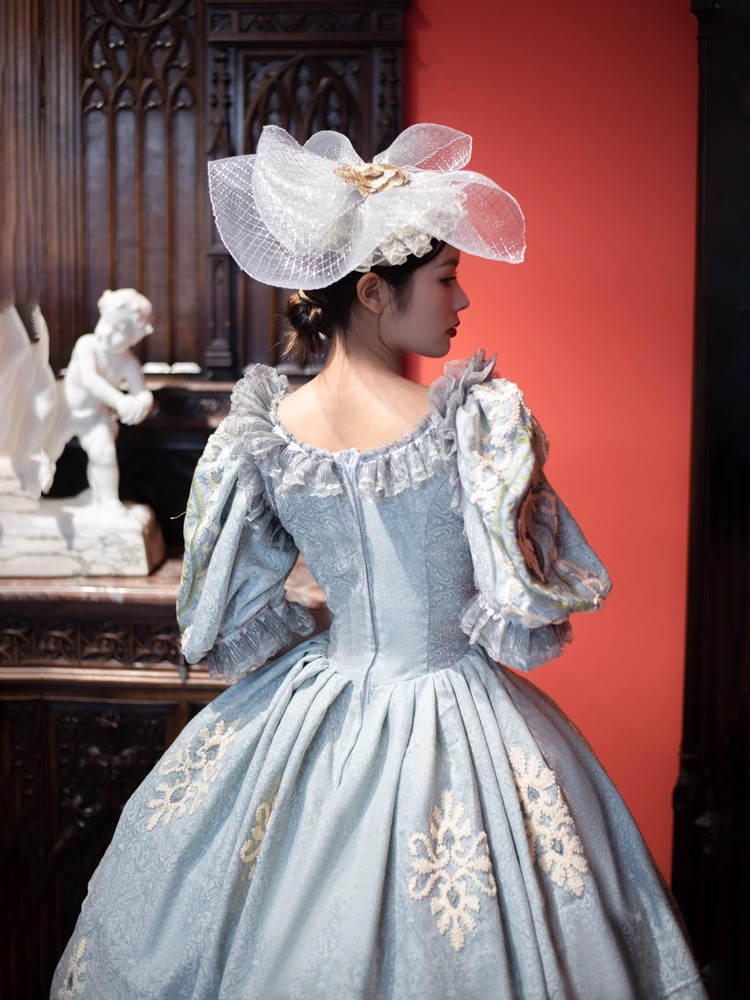 Trang Phục Nữ Hoàng 16Th Century EUROPEAN Style