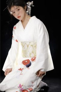 Yukata Trắng Hoa Cúc Đỏ Vintage Japanese