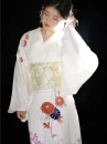 Yukata Trắng Hoa Cúc Đỏ Vintage Japanese