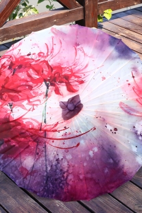 Dù Cổ Trang Hoa Bỉ Ngạn Nền Trắng Tím