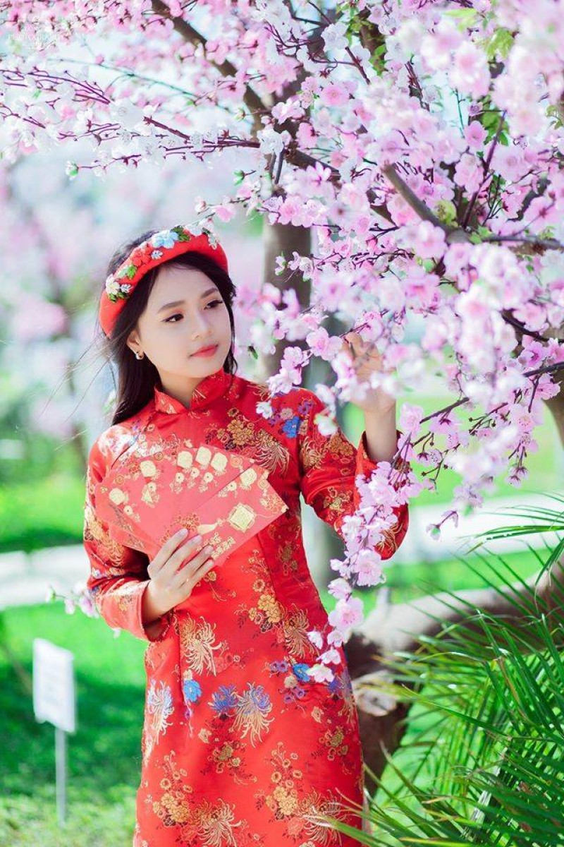 Áo Dài gấm hoa đẹp tại shop bbcosplay