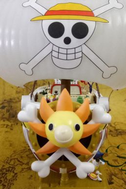 Mô Hình Thuyền Thousand Sunny - Tự Lắp Ghép (One Piece)
