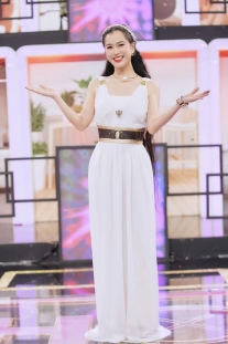 Trang Phục Nữ Thần La Mã Trắng Thắt Lưng Nâu Vàng