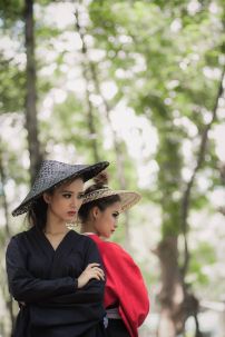 Hakama Nữ Đen (Nữ Võ Sĩ Đạo)