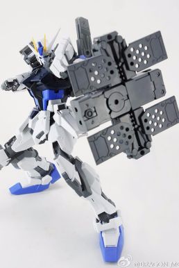 Bộ Vũ Khí Gundam Sword Strike (Dragon Momoko)