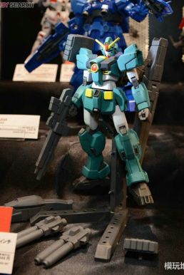 Mô Hình Gundam Leopard Da Vinci HG 1/144