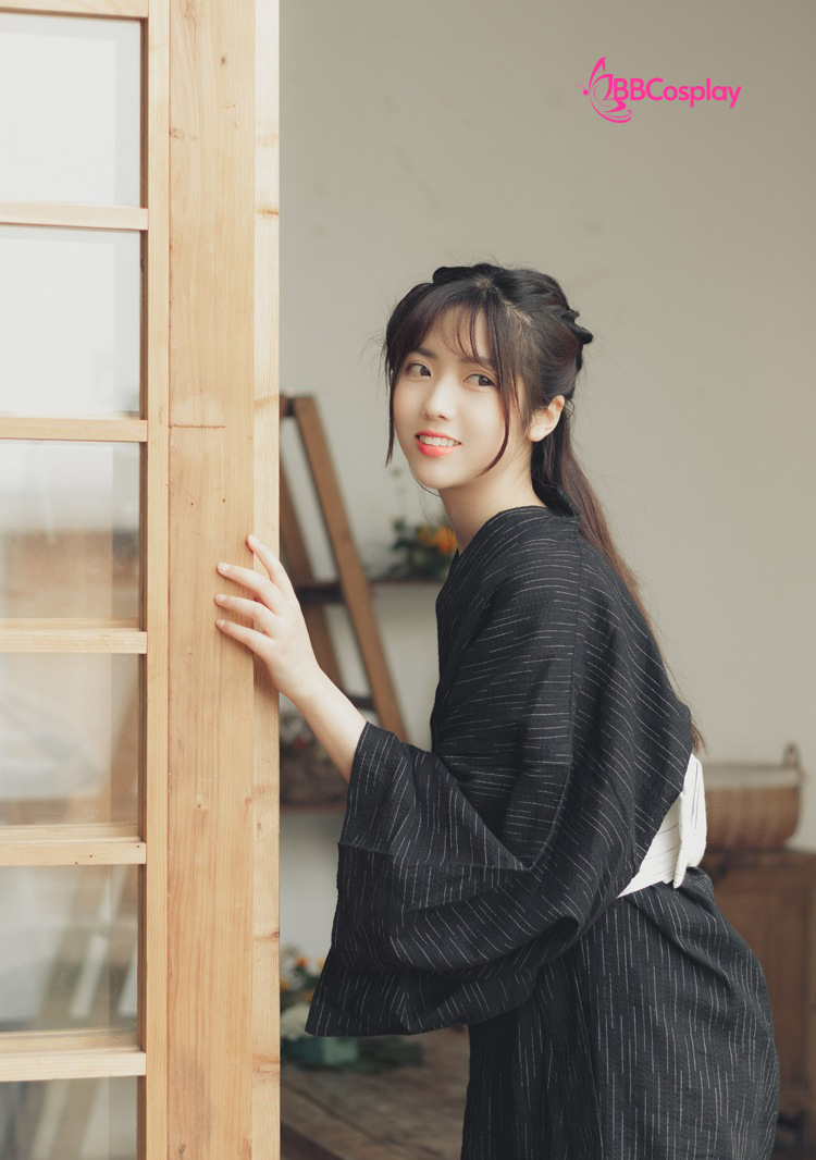 Nagagi Nam - Yukata Nữ Nền Đen Obi Trắng