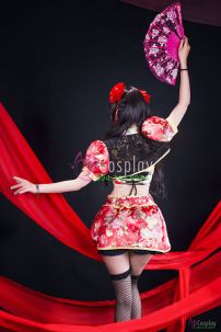 Qiloli Sexy Đỏ Gấm