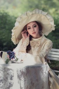 Đồ Bá Tước Tiểu Thư