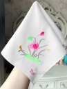 Khăn Tay Thêu Hoa