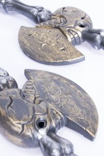 Rìu Hải Tặc - Cướp Biển