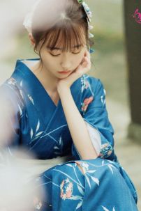 Yukata Xanh Dương Nền Lá Liễu