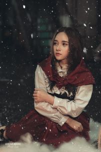 Đồ Cô Bé Bán Diêm - Váy Đỏ