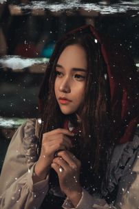 Đồ Cô Bé Bán Diêm - Váy Đỏ