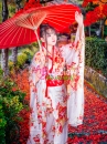 Kimono Phi Trắng Hoa Đỏ