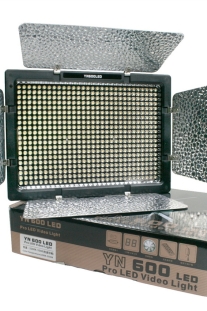 Đèn LED YONGNUO 600 Bóng (YN600 Pro LED)