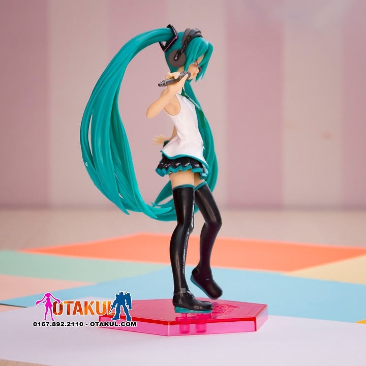 Mô Hình Miku Hastune Đeo Kinh - Vocaloid