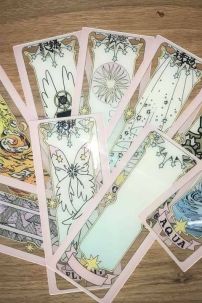 Thẻ Bài Mika Trong Suốt Sakura