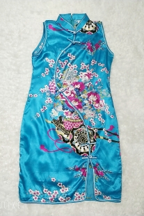 Sườn Xám Xanh Phi Ngắn Cổ Tàu Không Tay Size L