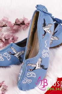 Giày Thêu 14
