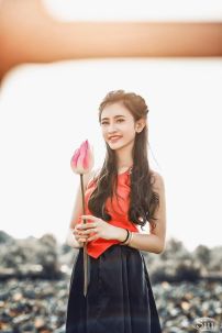 Bộ Yếm Chụp Hồ Sen