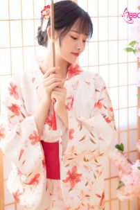 Yukata Trắng Hoa Ly Đỏ