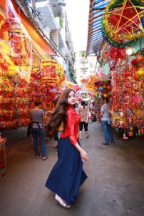 Sườn Xám Cách Điệu Đỏ Váy Xanh