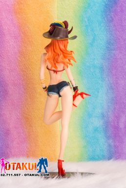 Mô Hình Nami Bikini