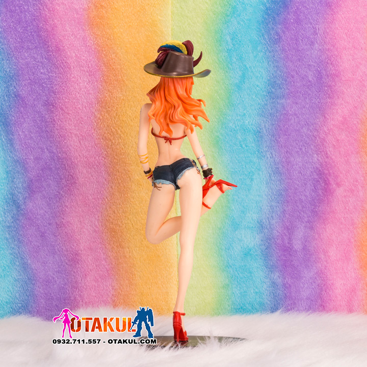 Mô Hình Nami Bikini