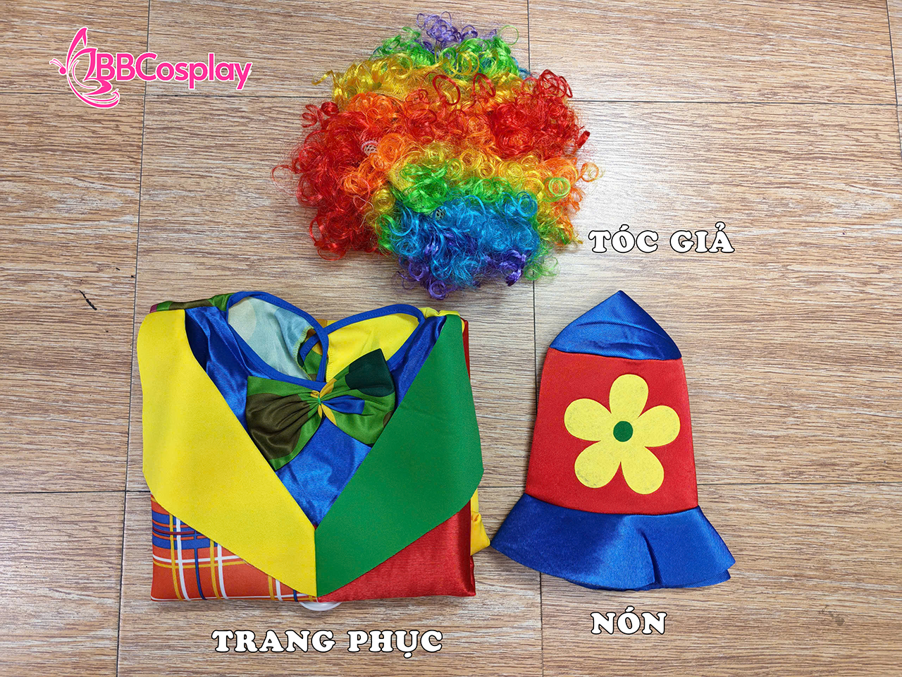 Trang Phục Chú Hề Áo Liền Quần Hoạ Tiết Nhiều Màu Mặc Vest Kèm Nón