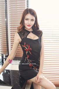 Sườn Xám Đen Ngắn