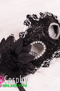 Mặt Nạ Halloween Ren Đen Có Lông Chim