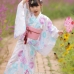 Yukata Cho Bé Gái Nền Trắng Hoa Xanh