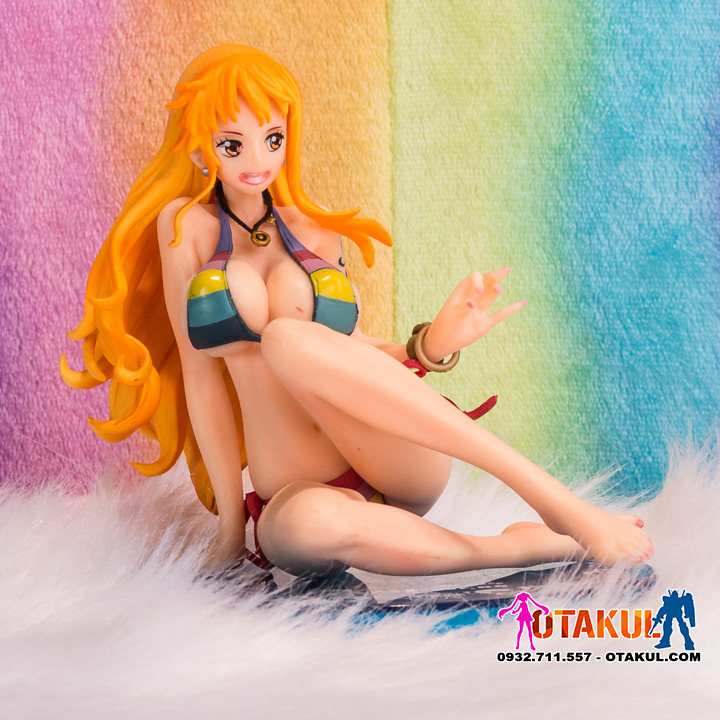 Mô Hình Nami Bikini Ngồi