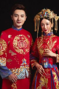 Bộ Hỉ Phục Nam Nữ 2023