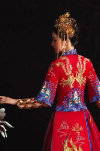 Bộ Hỉ Phục Nam Nữ 2023