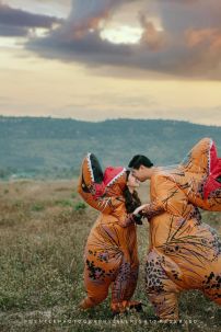 Mascot Khủng Long Bạo Chúa Bơm Hơi