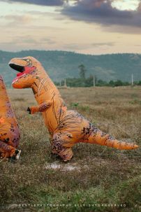 Mascot Khủng Long Bạo Chúa Bơm Hơi