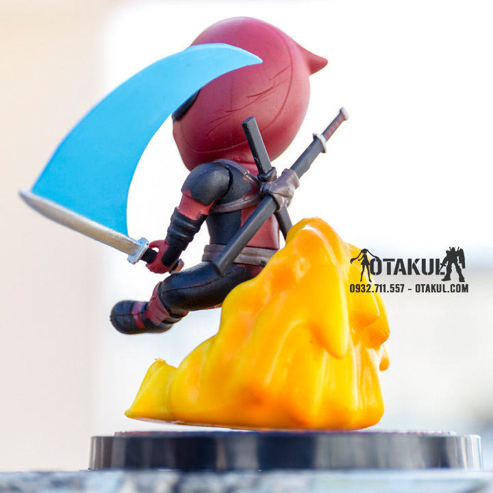 Mô Hình Figure Deadpool Vung Kiếm