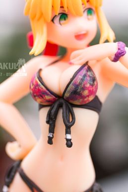 Mô Hình Figure Saber Bikini - Fate / Stay Night (1/10)