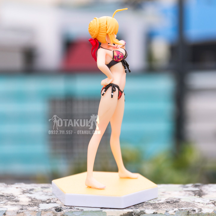 Mô Hình Figure Saber Bikini - Fate / Stay Night (1/10)