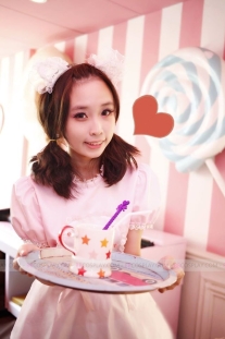 Trang Phục Maid Coffee