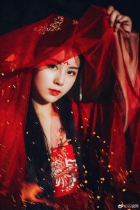 Hán Phục Uyển Nương Có Khoác In Nhủ