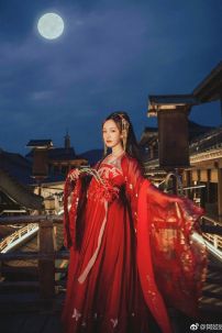 Hán Phục Uyển Nương Có Khoác In Nhủ