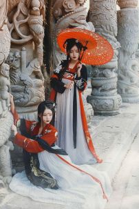 Hán Phục Song Hoa Khúc