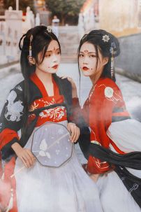 Hán Phục Song Hoa Khúc