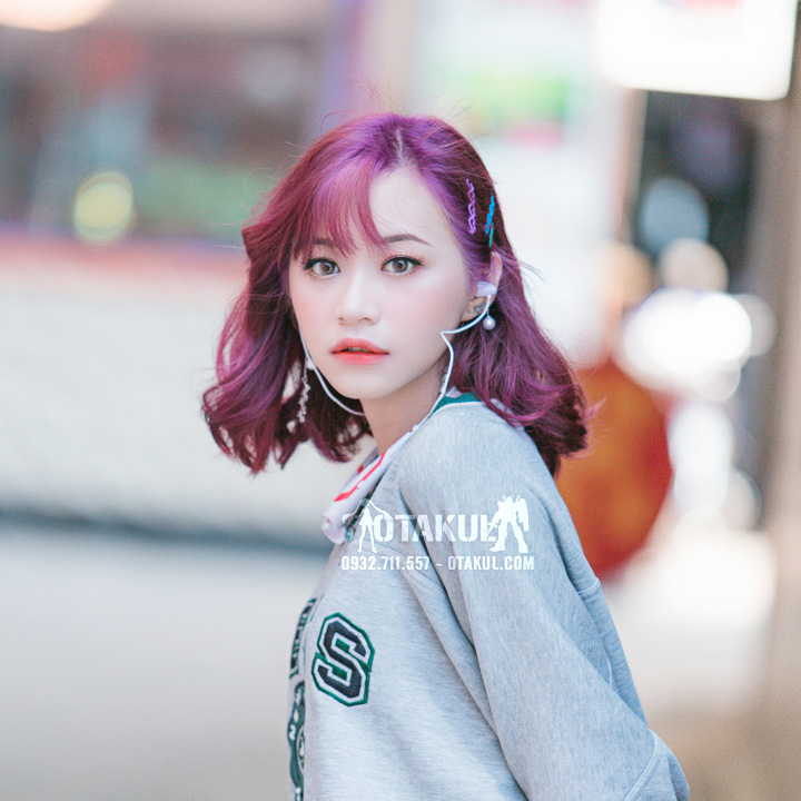 Tai Nghe Bluetooth - Trắng Đỏ - Vocaloid