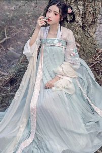 Hán Phục Yên Vân Vũ