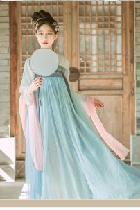 Hán Phục Lam Phách