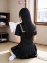 Đồ Nữ Sinh Đen Tay Ngắn Viền Vàng